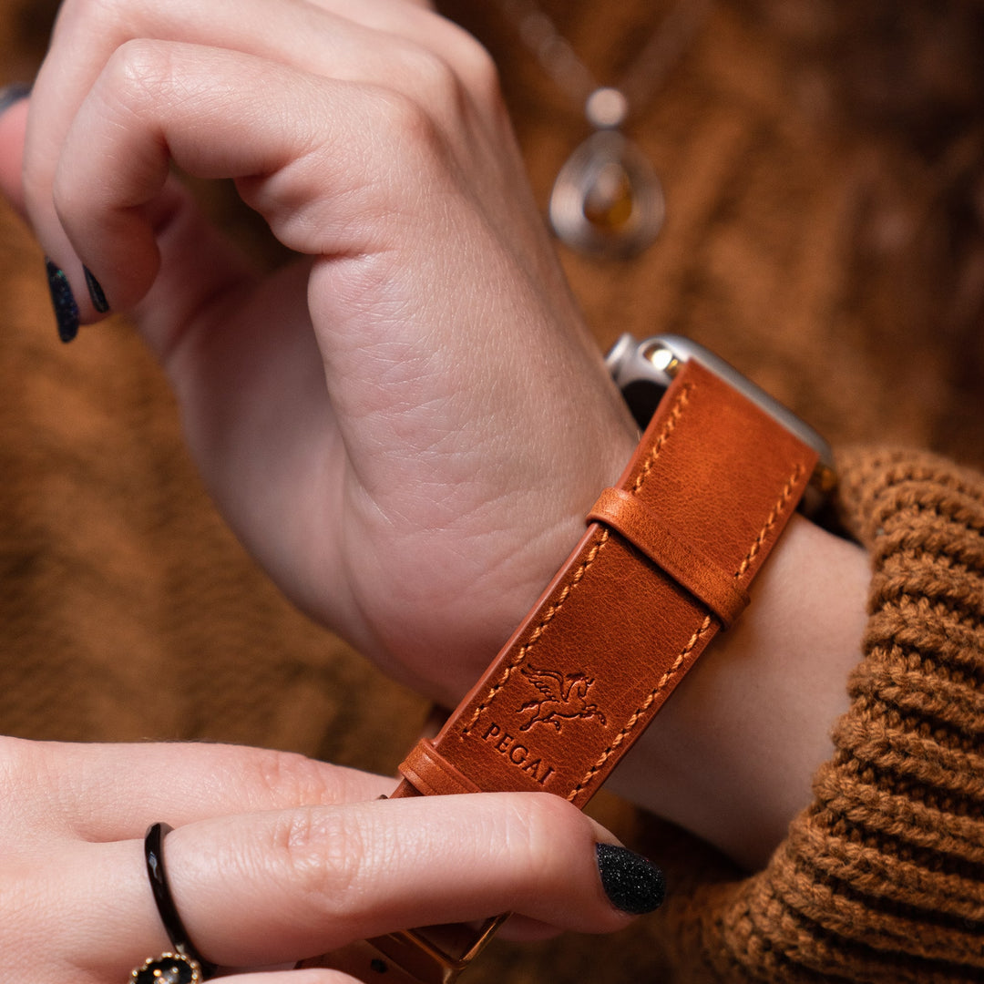 Leather Apple Watch Band | Whiskey | Addison