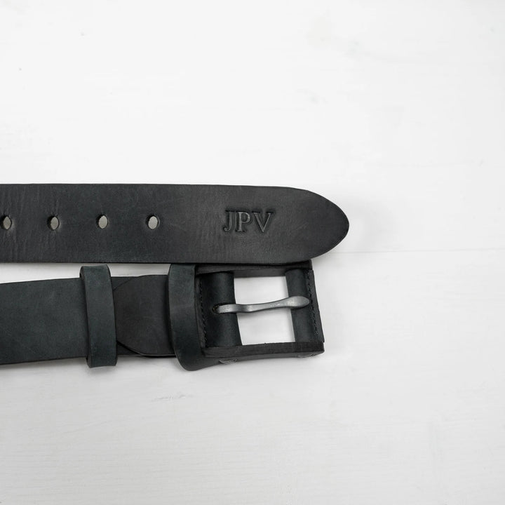 Boone | Distressed Leather Belt | Charcoal